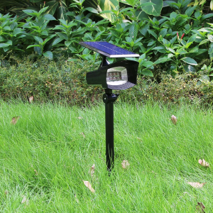 Lampa LED 4W pentru gradina cu panou solar 5V/2W BK69210