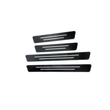 Set abtibild protectie praguri interior auto carbon cu dunga alba