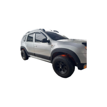 Set protectii aripa auto 8 piese compatibile Dacia Duster I 2010-2017 Set protectii aripa auto 8 piese compatibile Dacia Duster I 2010-2017