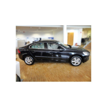Set 4 bandouri usa compatibil Volvo S60 2010-2018 Sedan Set 4 bandouri usa compatibil Volvo S60 2010-2018 Sedan