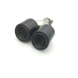 Ornament toba cu carcasa din carbon lucios 