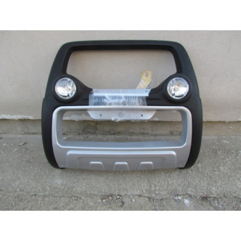 Bullbar inox cu proiectoare compatibil ISUZU D-MAX Bullbar inox cu proiectoare compatibil ISUZU D-MAX