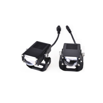 Proiectoare lupa LED montaj grila 15W Lumina selectabila alba sau galbena Voltaj 12V-24V Proiectoare lupa LED montaj grila 15W Lumina selectabila alba sau galbena Voltaj 12V-24V
