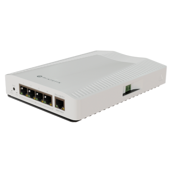 Router 4 porturi 10G, 1 port 1G, sina DIN - MikroTik
