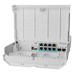 Smart Switch outdoor, 8 x Gigabit (7 PoE in), 2 x SFP+ 10Gbps - Mikrotik